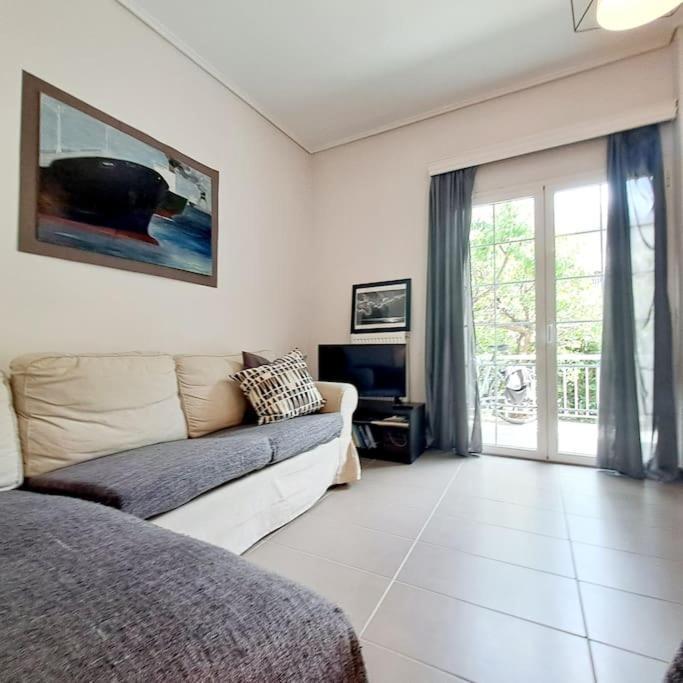20' From The Airport,20' From The Center Of Athens Apartment ภายนอก รูปภาพ